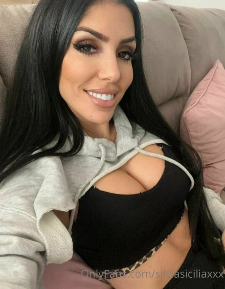 beautiful onlyfans hot sexy images