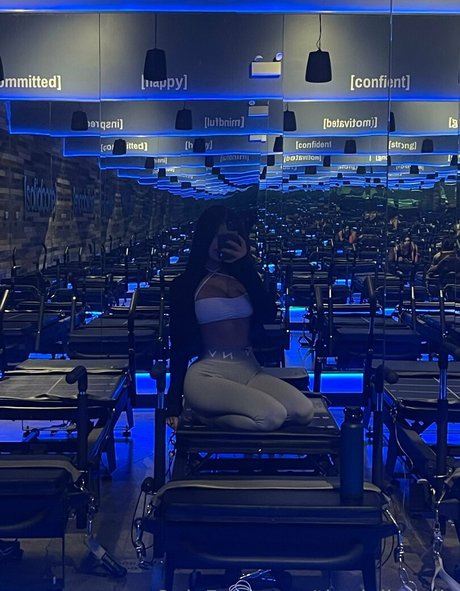 thedailydolly porn model img