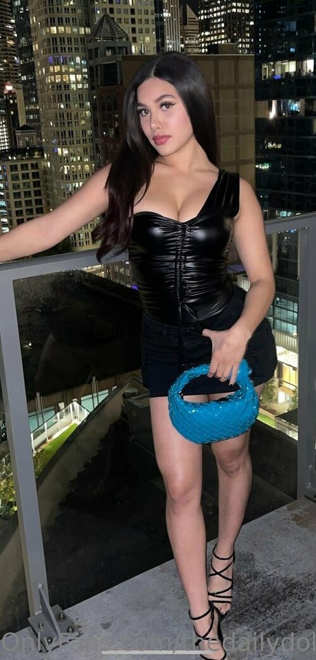 thedailydolly xxx actress photo