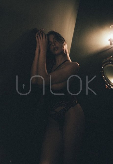 Cristalnannoni xxx star picture