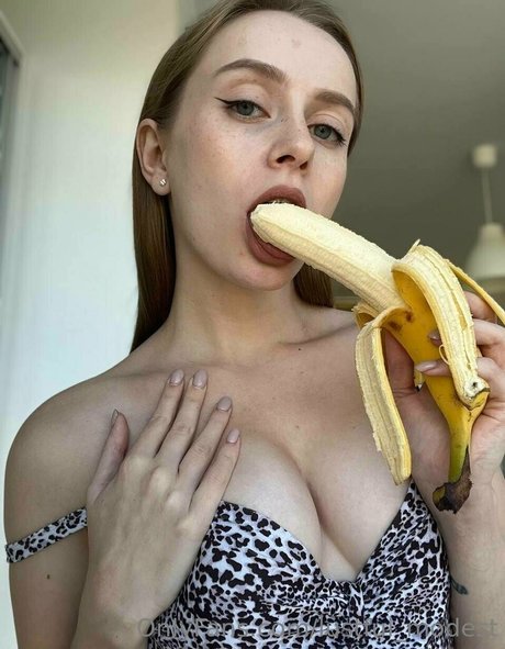 lustful modest erotic actress gallery