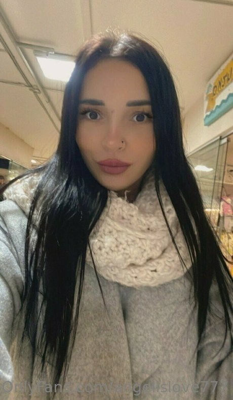 Angelislove777 adult model galleries