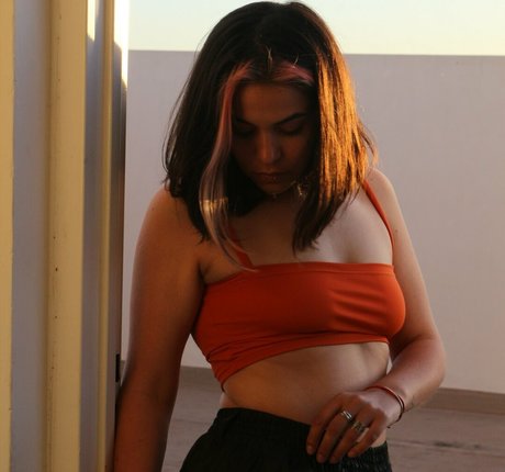 hitetas nude star galleries