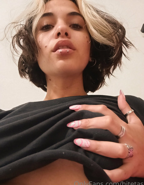 hitetas star naked picture