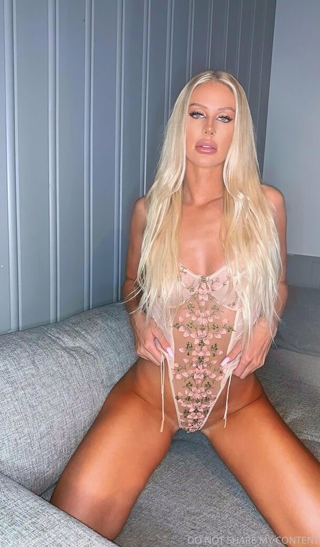 babyvicrose pornstar adult pic