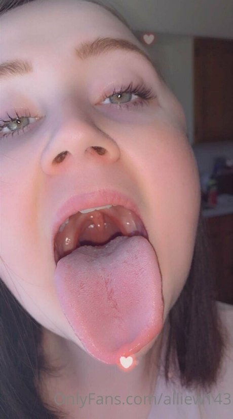 toxicallietongue star hot galleries