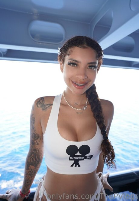 thepvlogs star nude archive