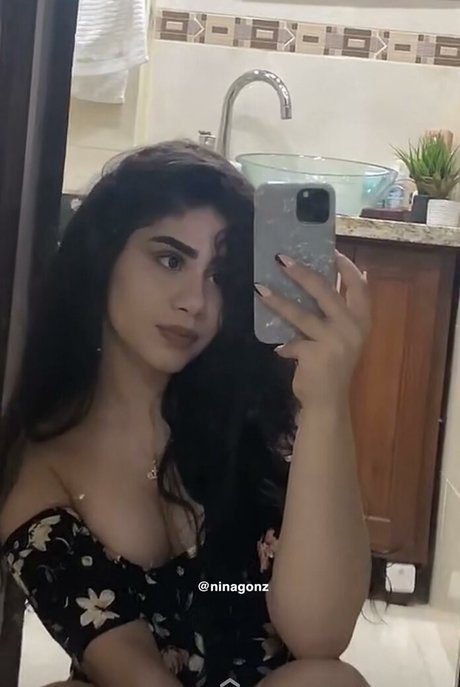NinaGonz star nice galleries
