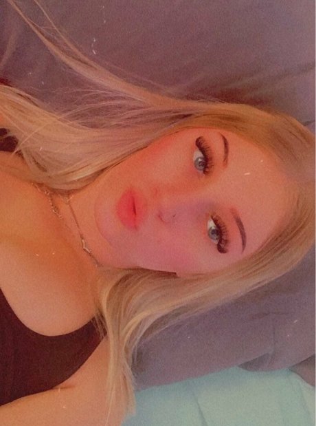 babysaraxoxo model nudes picture