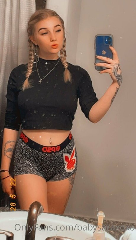 babysaraxoxo model top pictures