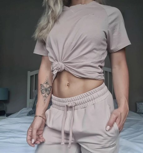 Larissa Van Meerten erotic pornstar picture