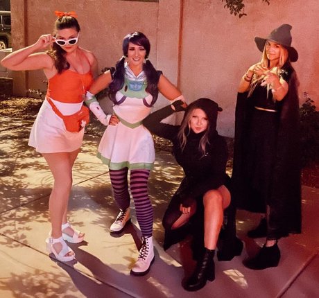 PrincessConsuela sex model galleries