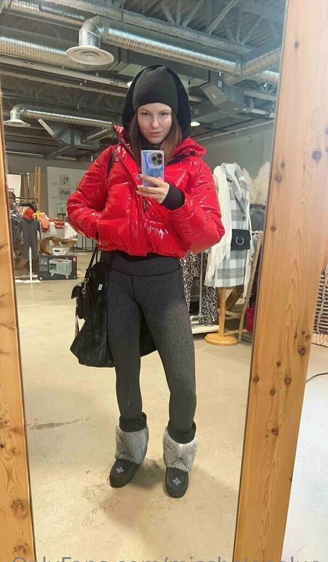 misshelenalue free model archive