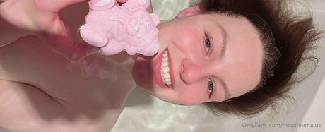 misshelenalue model beautiful pictures