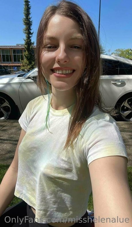 misshelenalue art model picture