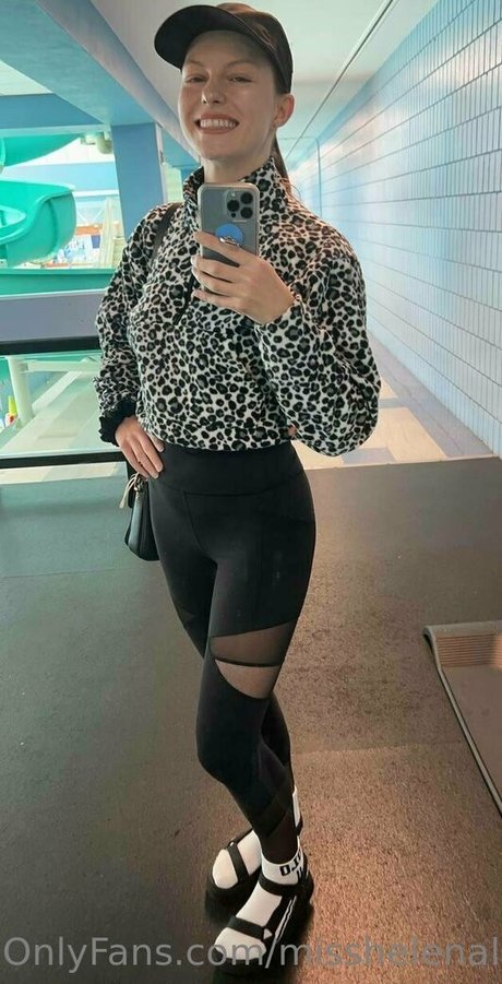 misshelenalue pretty actress photos