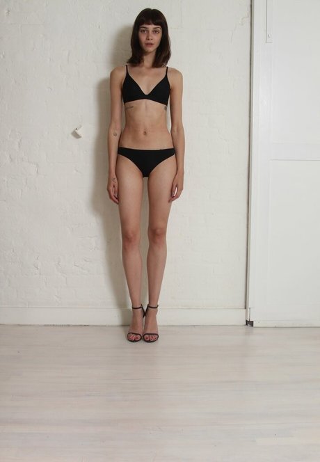 Emma Appleton model erotic pictures