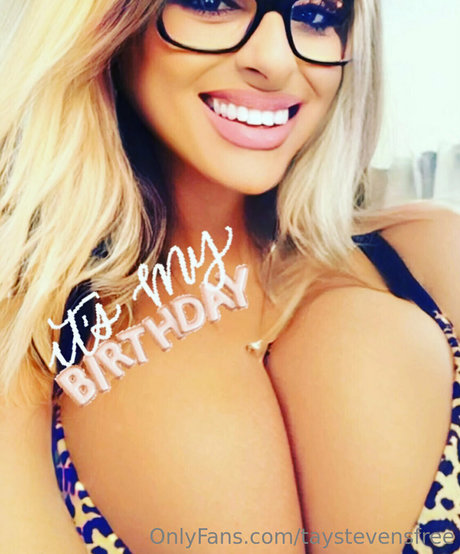 taystevensfree exclusive model archive