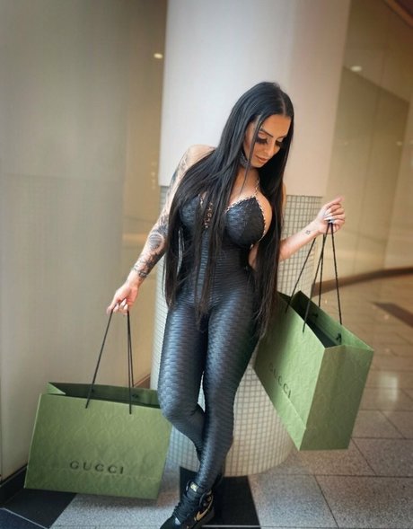 missmeenaofficial star xxx gallery