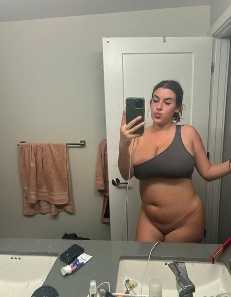 maddielovezyou2333 star hot galleries