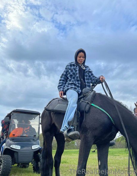 therealdejahmonae star sexy pics