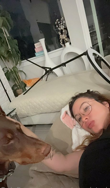 notoriousvictorious2 naked pornstar images