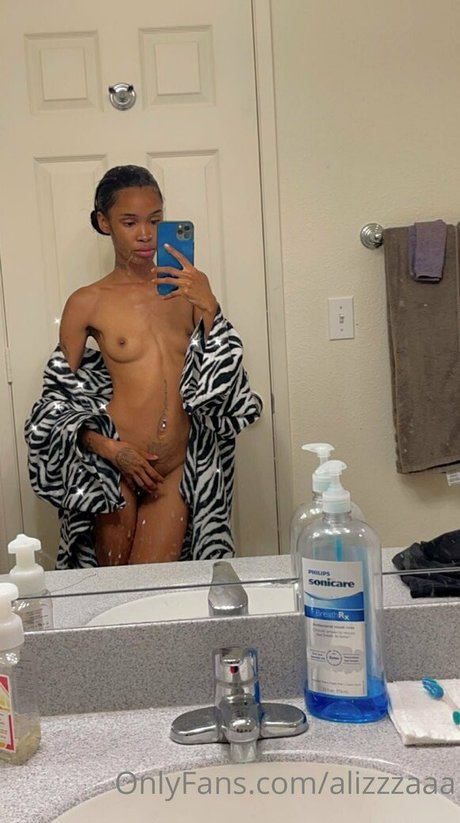 prettyfaceslimm star hot photo