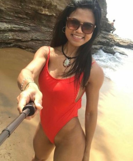 bonnylafuente pretty model img