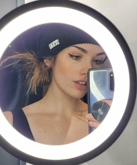 bundaddy model naked photos