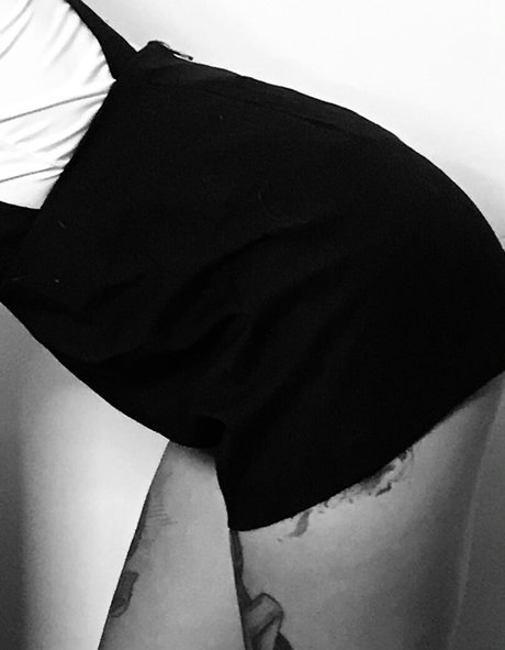 blvckchxrry xxx model picture