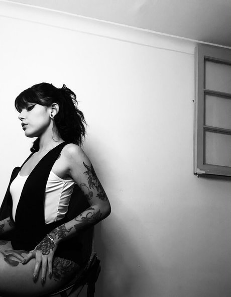 blvckchxrry perfect model pictures