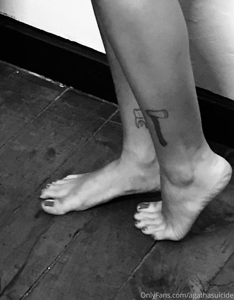 blvckchxrry pornstar hot photos