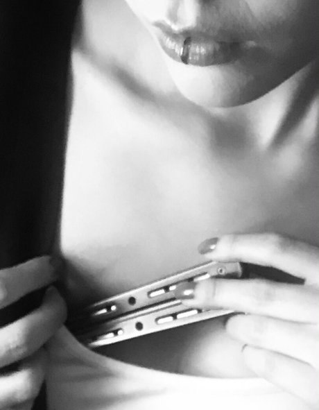 blvckchxrry Photo Gallery