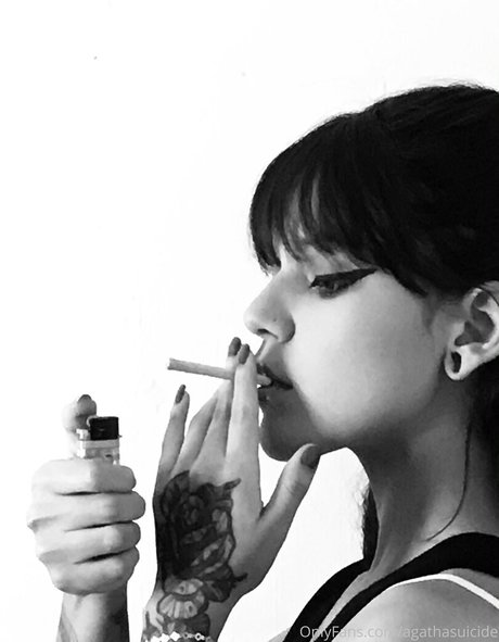 blvckchxrry model perfect archive