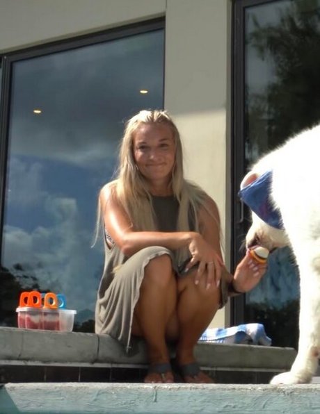 Chelsea Kreiner star naked image