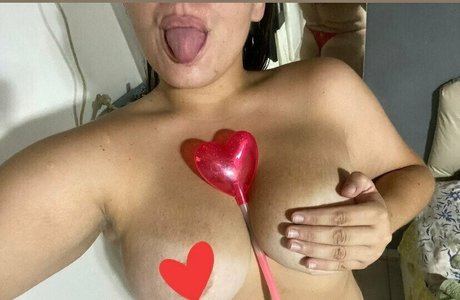 big tits brunette onlyfans beautiful naked galleries
