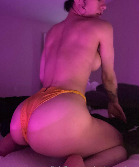 widowgotfans art star pics