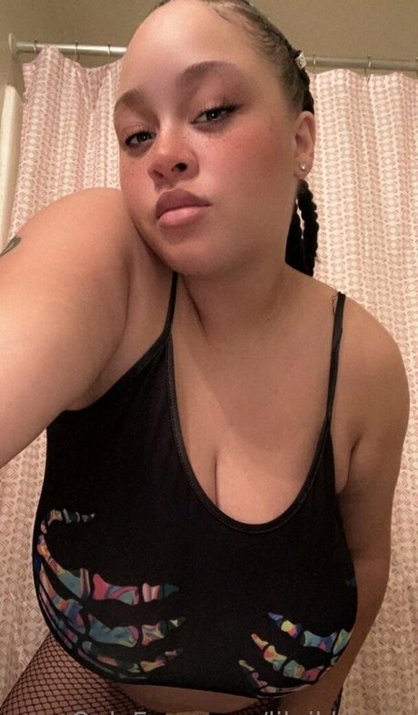 lilnikkirena perfect actress pictures