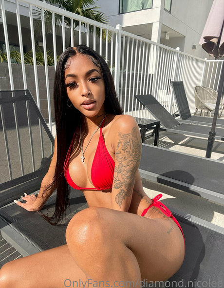 diamond nicolee model high quality pictures
