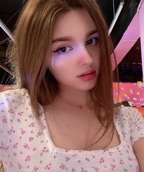 Elina Karimova top star pictures