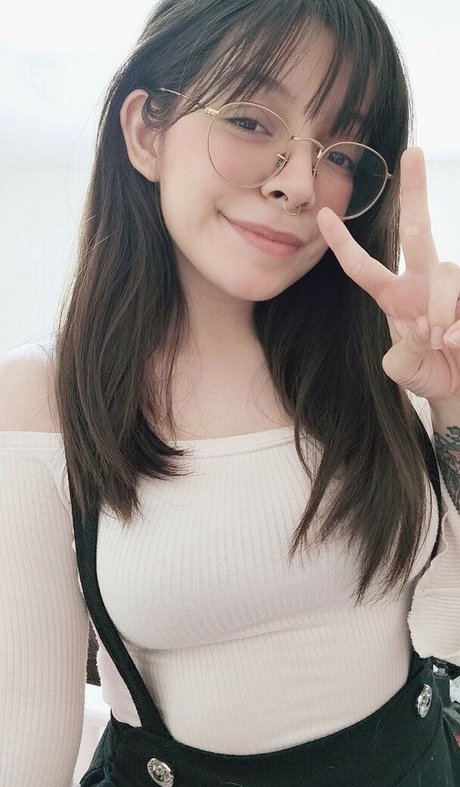 Itsbunnycita beautiful model archive