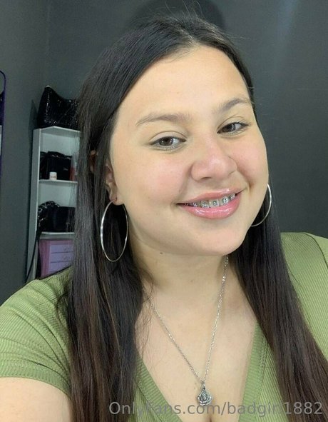 badgirl1882 xxx pornstar pics