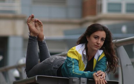 Joeys Feet Girls model nice photos