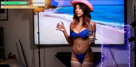 Luuminizer pornstar beautiful pic