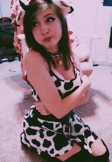 Bunimilk erotic actress pics