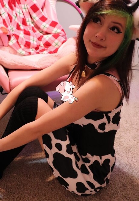 Bunimilk model perfect picture