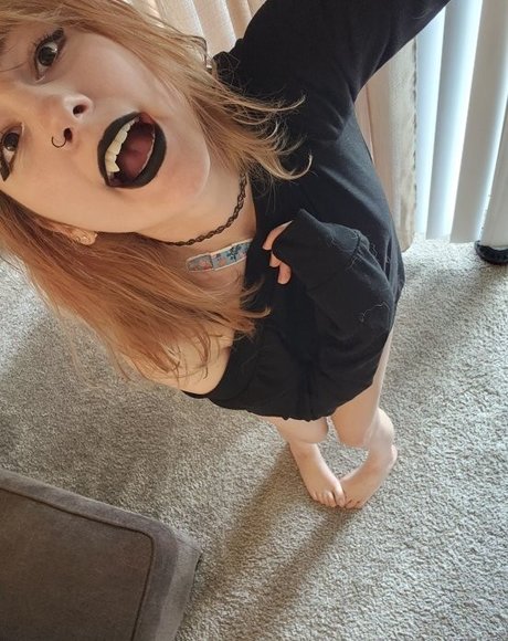 Bunimilk pretty pornstar picture