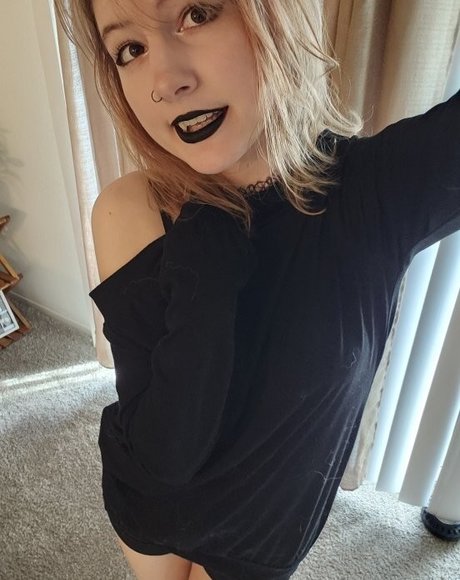 Bunimilk star erotic photo