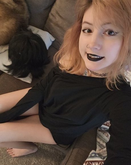 Bunimilk pornstar nudes image