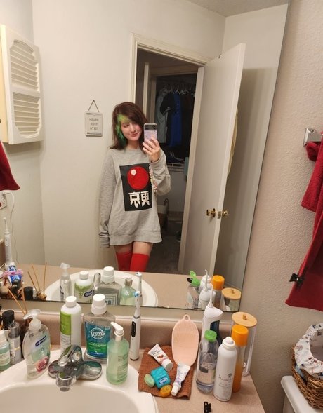 midget girls onlyfans hot sexy pic